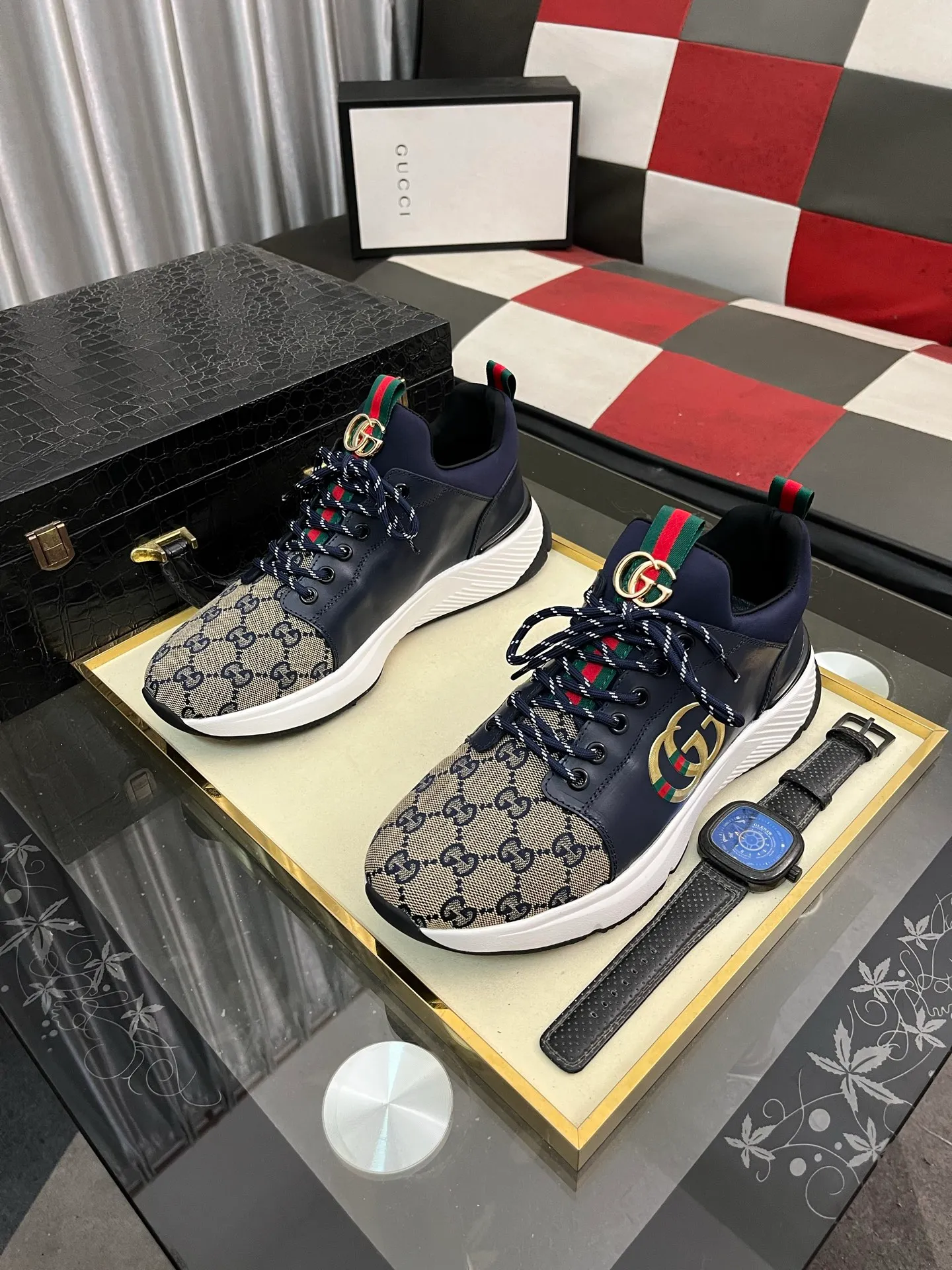 Men's Men's Shoes 💰458 ⌚️⌚️[GUCCI] Gucci men's casual shoes are absolutely popular 🔥The ultimate matching item for trendy men! The charm of super texture is irresistible, the main recommendation, the flower leather color is bright! The upper is made of high-quality brand printed fabric with cowhide, breathable leather lining and wear-resistant rubber sole, noble and elegant! Extremely comfortable🎁🎁You can be as handsome as you want💪 38-445⃣️colors available